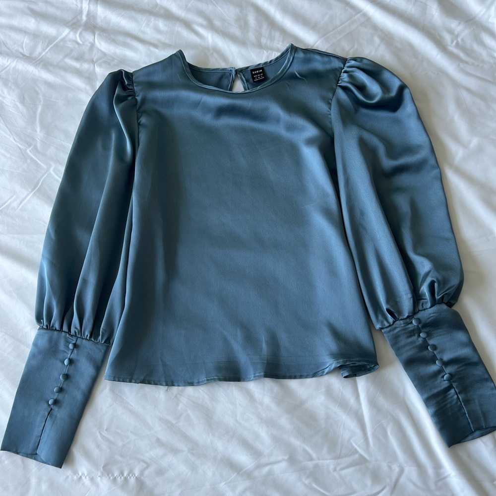 Women’s Blouse